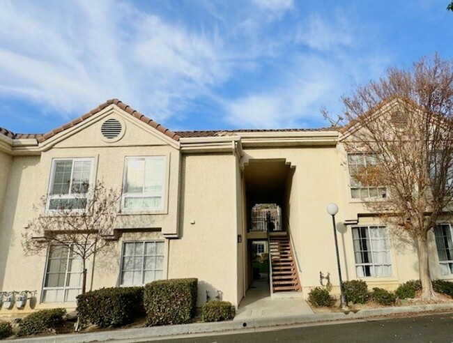 Cozy Calabasas Gated Community Condo - Cozy Calabasas Gated Community Condo