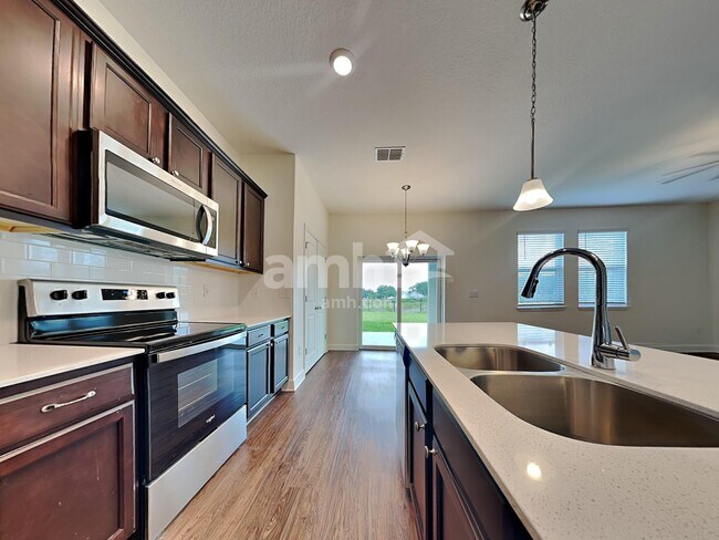 Photo - 1017 Island Pond Dr