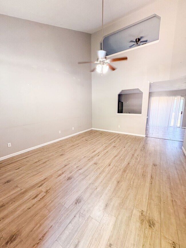 Photo - 6512 Taree Loop