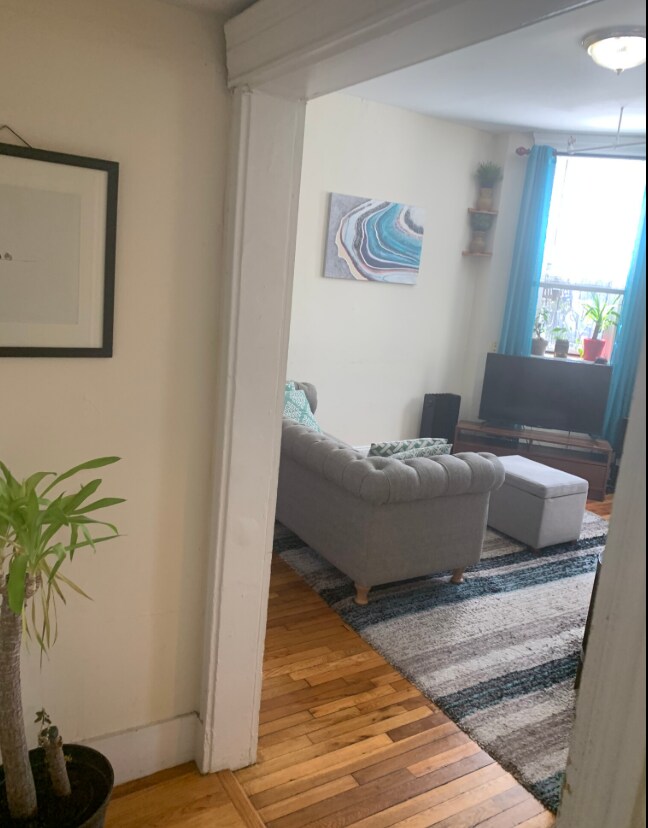 382 Riverway