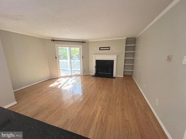 Photo - 1530 Lincoln Way Unit 202