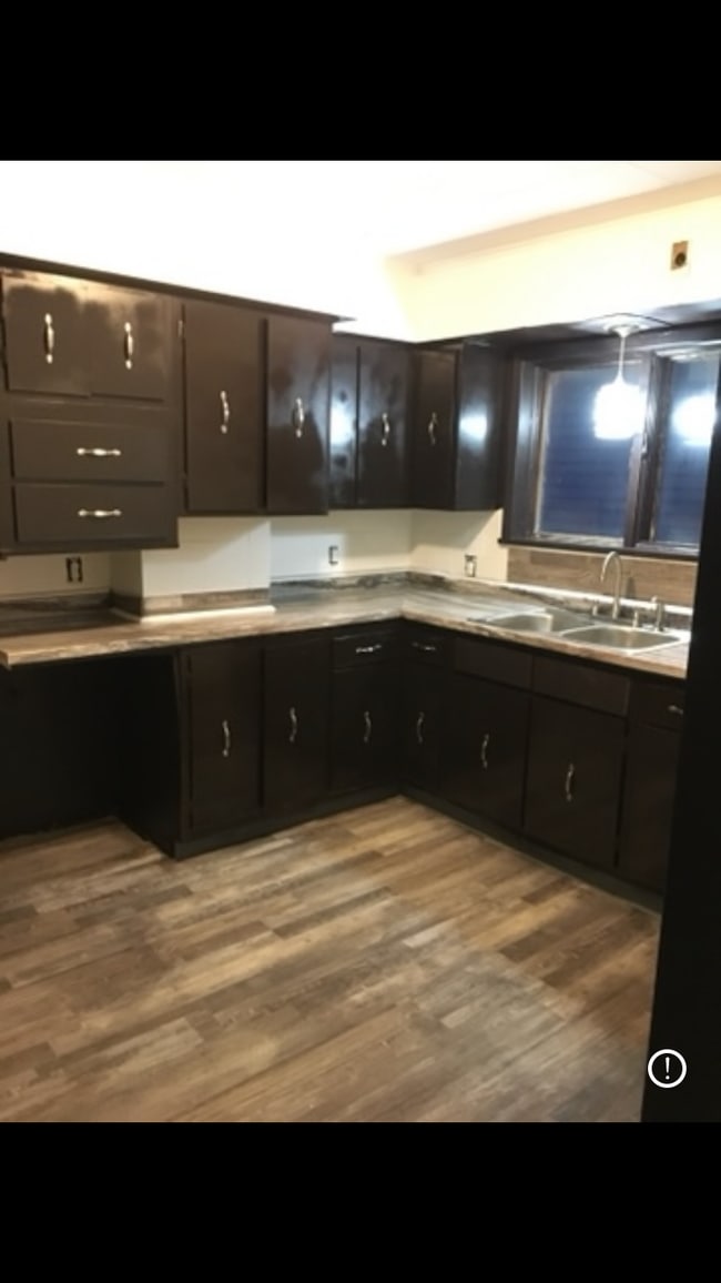 Photo - 84 Arnold St Unit Lower