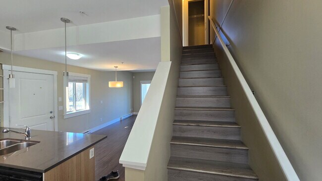 Photo - 7168 Stride Ave