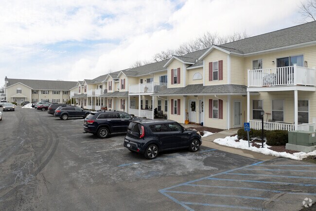 Photo - Cambridge Manor