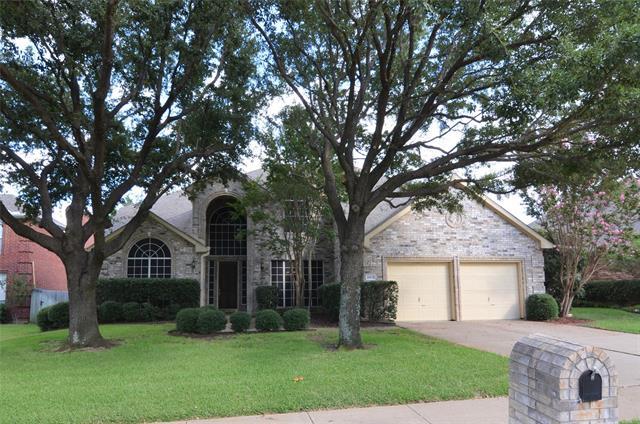 2412 Clearwood Ln