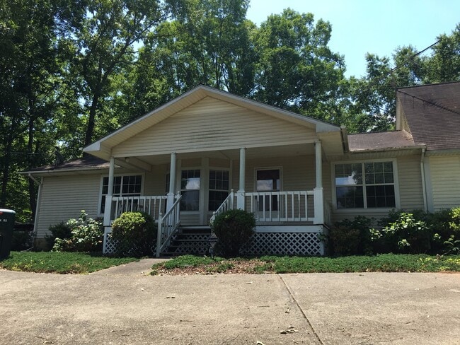 Photo - 4084 Friendship Rd