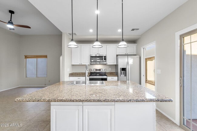 Photo - 8841 E Meadow Hill Dr