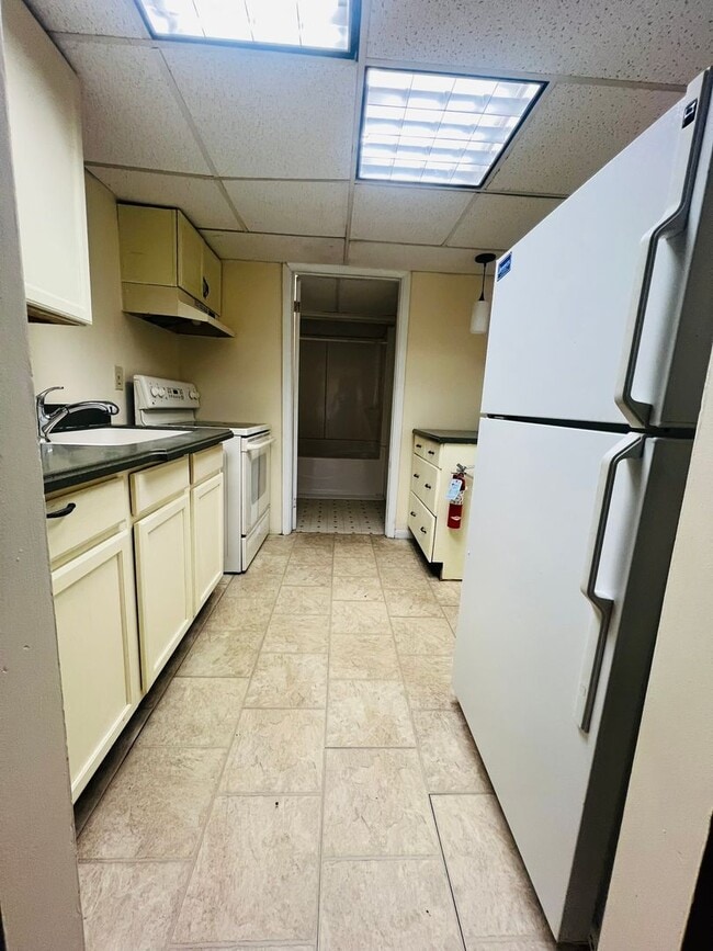 Photo - 207 S Union St Unit 207 1/2 South Union St #1