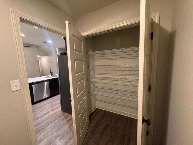 Photo - 1029 Hogue Dr