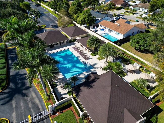 Photo - Legacy Palm Gardens