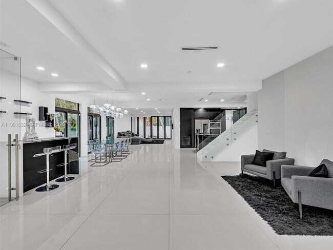 Photo - 3010 Alton Rd