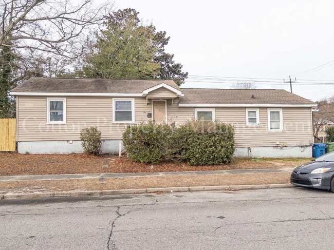 Photo - 417 N 13th St