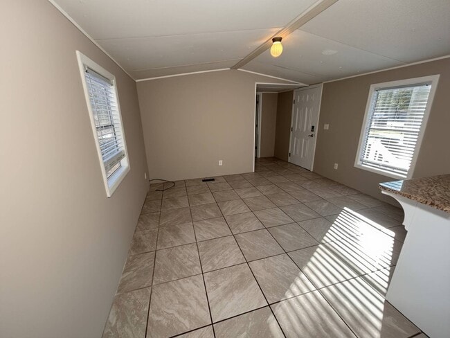 Photo - 3118 Dudley Rd