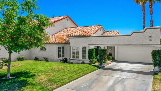 Building Photo - 699 Vista Lago Cir N Rental
