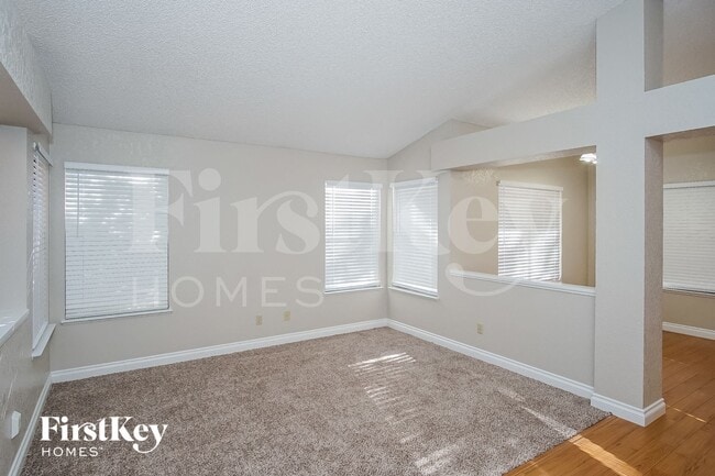 Photo - 357 Orchard Ct