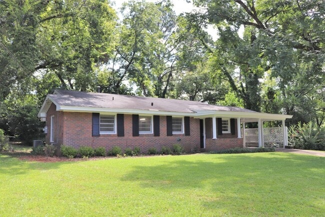 Photo - 3-Bedroom thats move-in ready and just waiting for you.