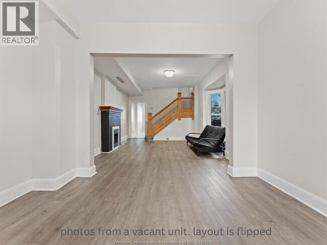 Photo - 223 Gladstone Ave