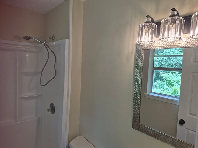 Photo - 5629 Queen Mary Ln
