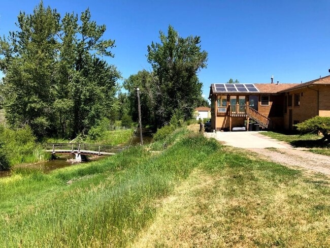 Photo - 148 Eagle Fjord Rd Unidad A Upper