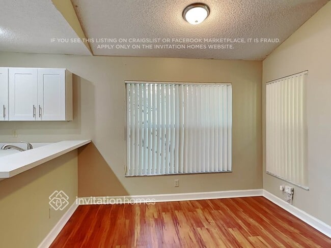 Photo - 8931 Lake Park Cir N