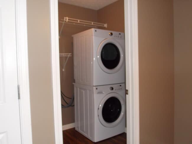 Photo - 180 Coachman Ct