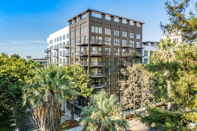 Building Photo - Cypress Apartments