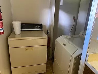 Photo - 128 N Beech St