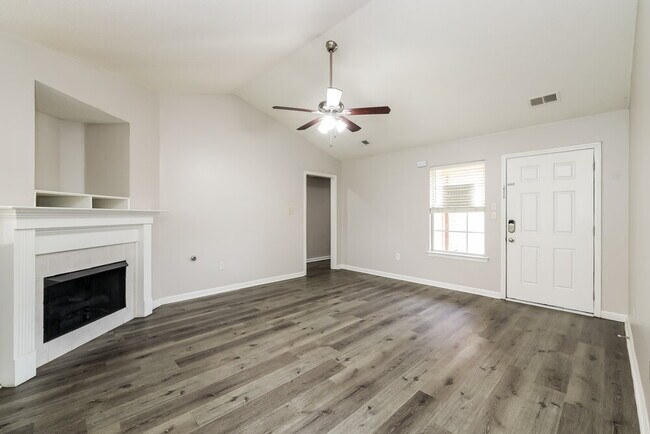 Photo - 10698 Ridgefield Dr