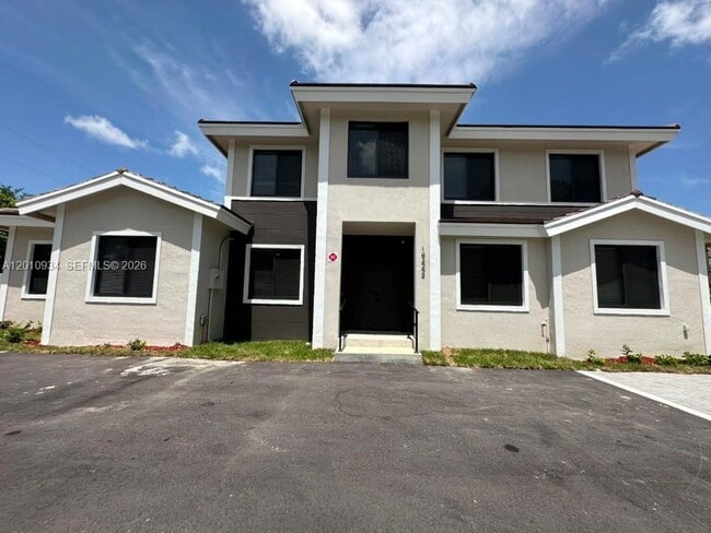 Building Photo - 19442 SW 125th Ave