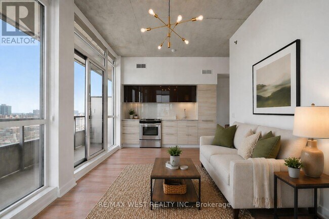 Photo - 20 Minowan Miikan Ln Unité 1105