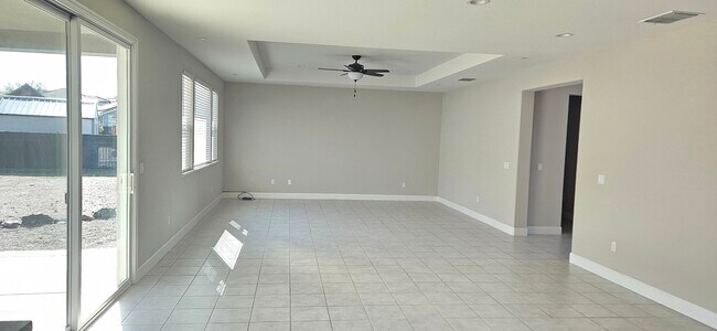 Photo - 589 Paseo Verde Dr