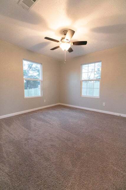 Photo - 512 Vernon St