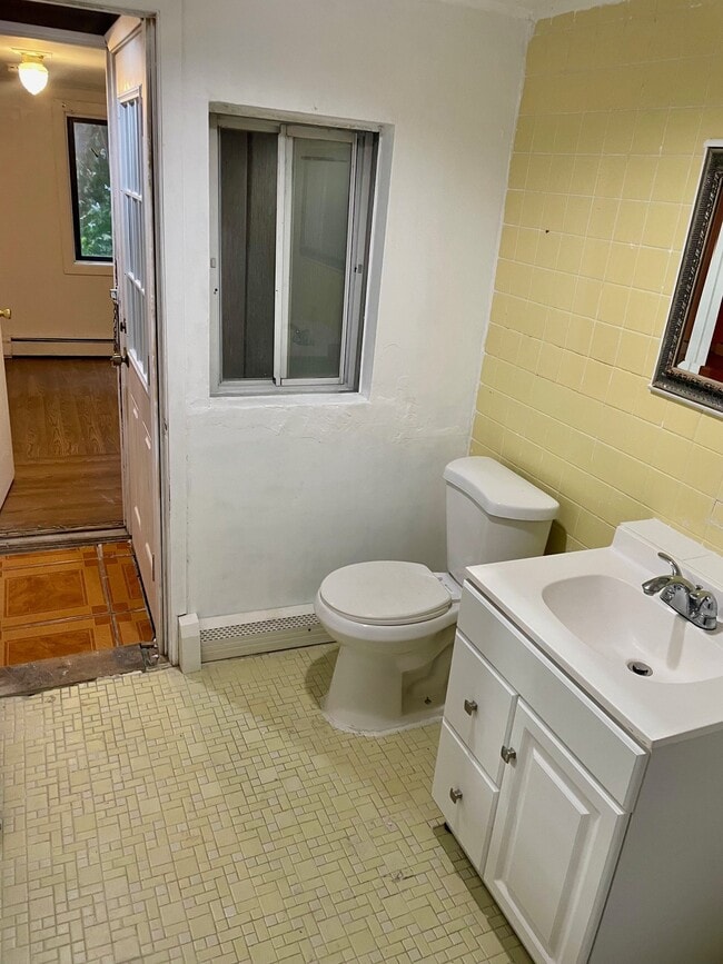 Photo - 1077 Martinstein Ave