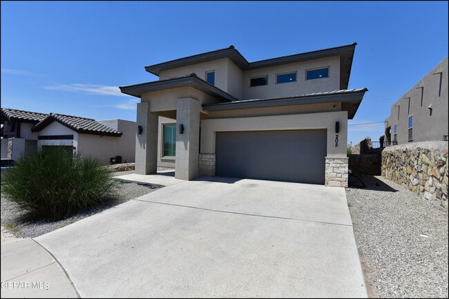 Photo - 205 Anglesy Pl