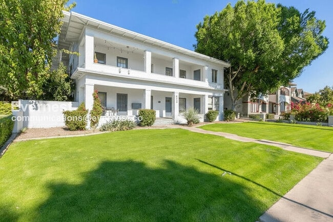 Building Photo - 412 W Roosevelt St Unit 5