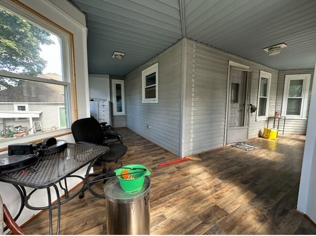 Photo - 130 Taylor St