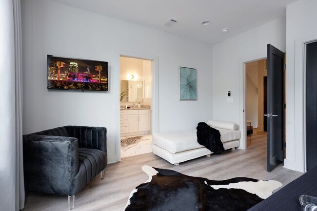 Photo - 1120 Harmony Way Unit ID1038510P