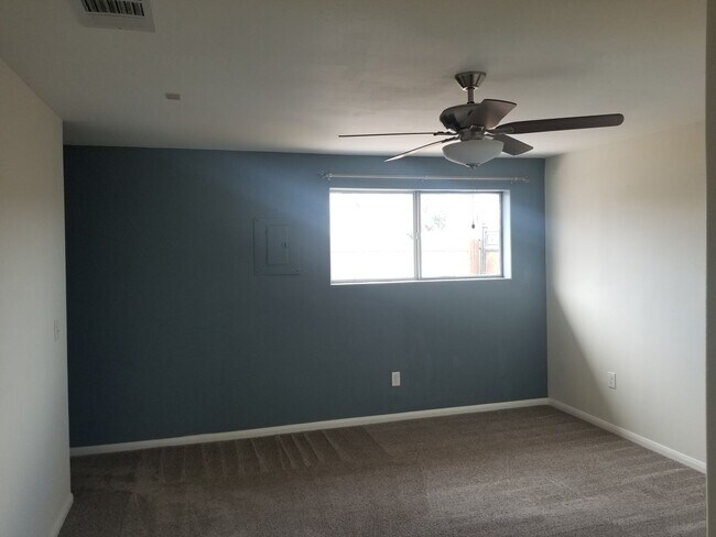 Photo - Exclusive Rental Home in Berry Neighborhood Unit Rear Apartment
