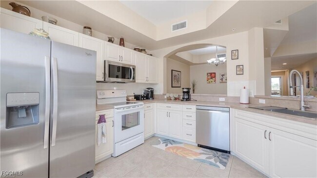 Photo - 10530 Amiata Way Unidad 302
