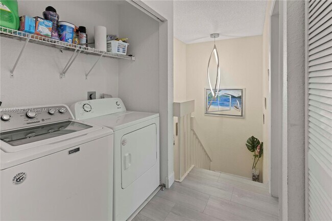 Photo - 230 SW 97th Terrace
