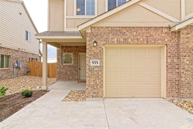 Photo - 555 White Steppe Way