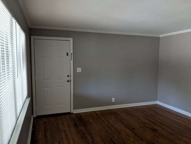 Photo - 44 Thackery Pl Unidad Apt. 3
