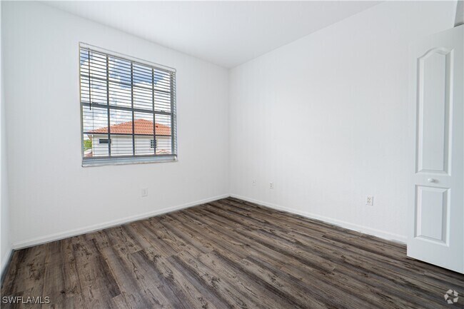 Building Photo - 7005 Romana Way Rental