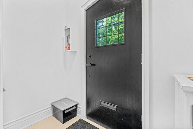 Photo - 89 Whitehall Rd