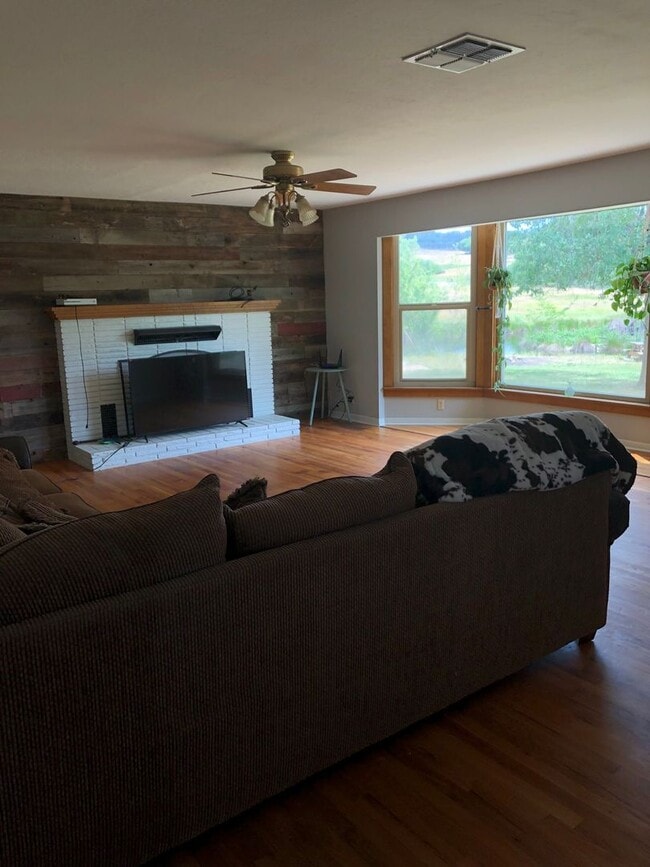 Photo - House with pastures in Loma Rica