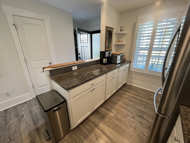 Photo - 16 Old Stoney Ln