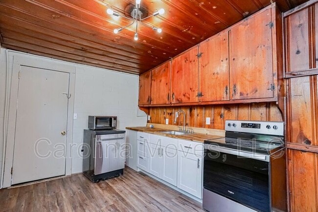 Photo - 205 Brushy Creek Rd