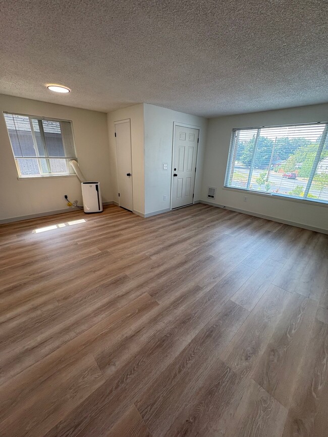 Photo - 102 W Cora Ave Unidad 102