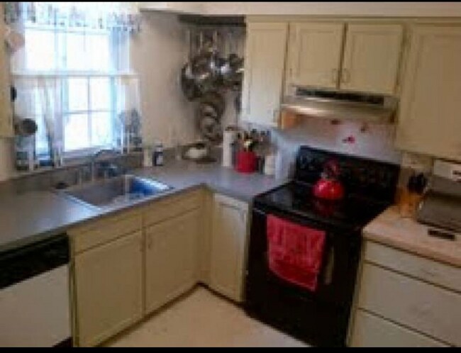Photo - 307 Chestnut St