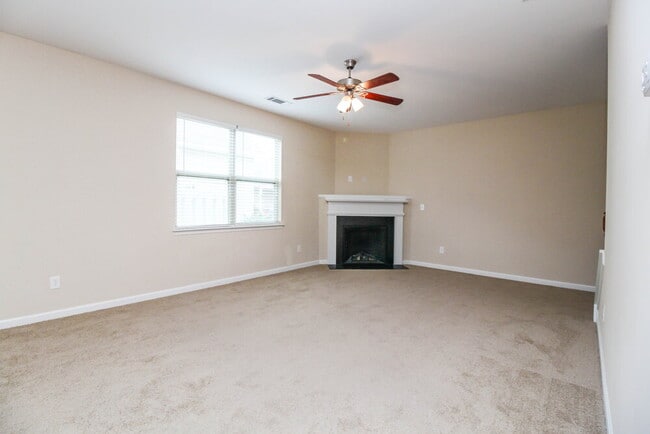 Photo - 3732 Humber Ct